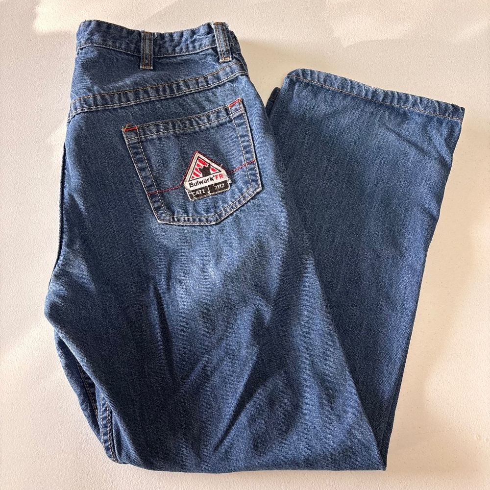 Bulwark Protective Apparel Medium Wash Slim Straight Leg Jeans Size 29/30